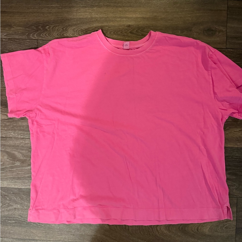Old Navy Hot Pink Crew Neck Tee